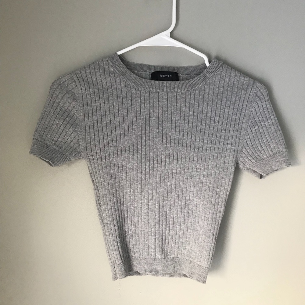 Sweater crop